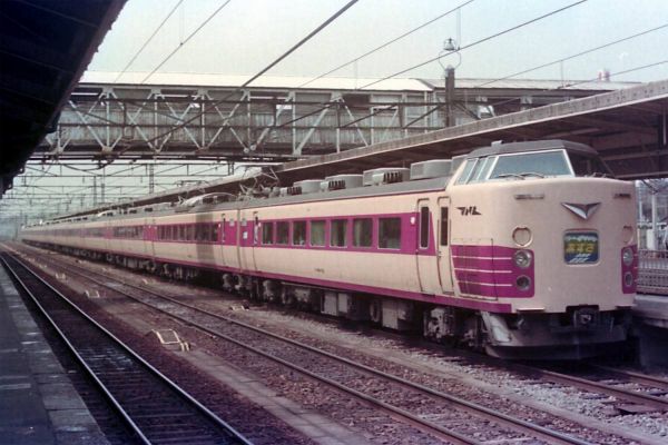 クリックでフルサイズのイメージを表示する