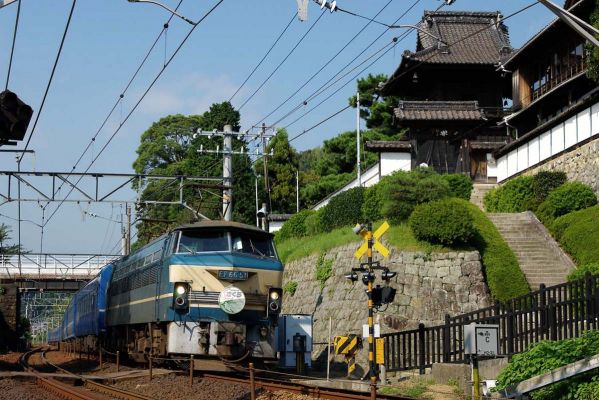 クリックでフルサイズのイメージを表示する