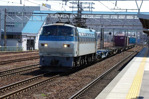 クリックでフルサイズのイメージを表示する