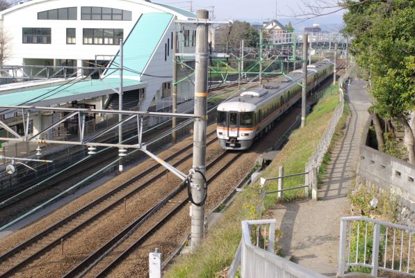 クリックでフルサイズのイメージを表示する