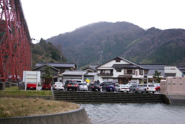 クリックでフルサイズのイメージを表示する