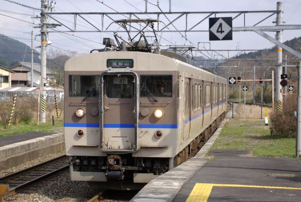 クリックでフルサイズのイメージを表示する