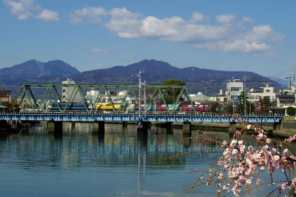 クリックでフルサイズのイメージを表示する