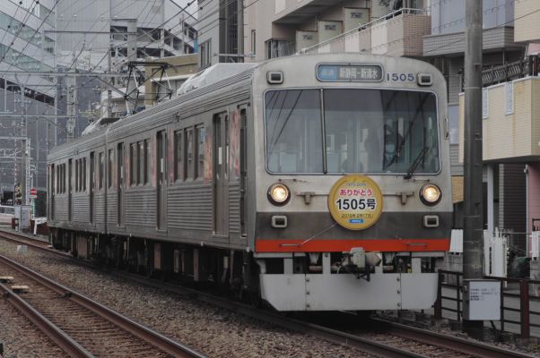 クリックでフルサイズのイメージを表示する