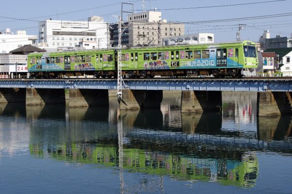 クリックでフルサイズのイメージを表示する