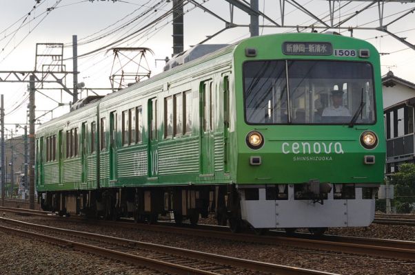 クリックでフルサイズのイメージを表示する