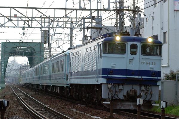 クリックでフルサイズのイメージを表示する