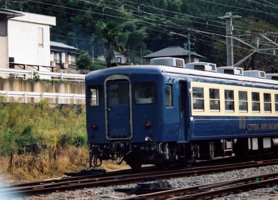 クリックでフルサイズのイメージを表示する