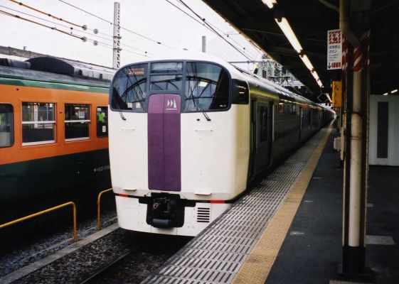 クリックでフルサイズのイメージを表示する