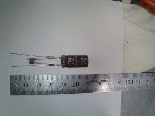 クリックでフルサイズのイメージを表示する