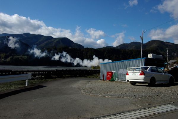 クリックでフルサイズのイメージを表示する