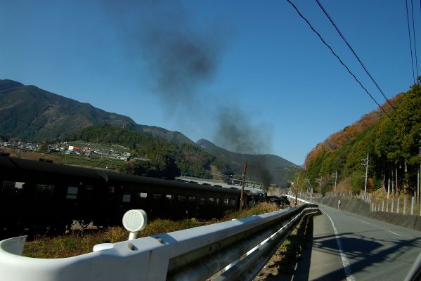 クリックでフルサイズのイメージを表示する
