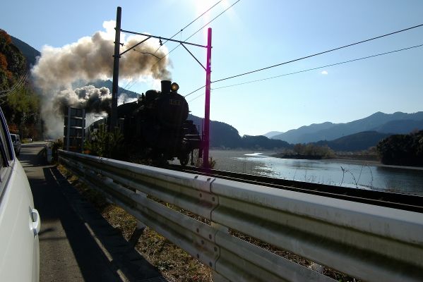 クリックでフルサイズのイメージを表示する