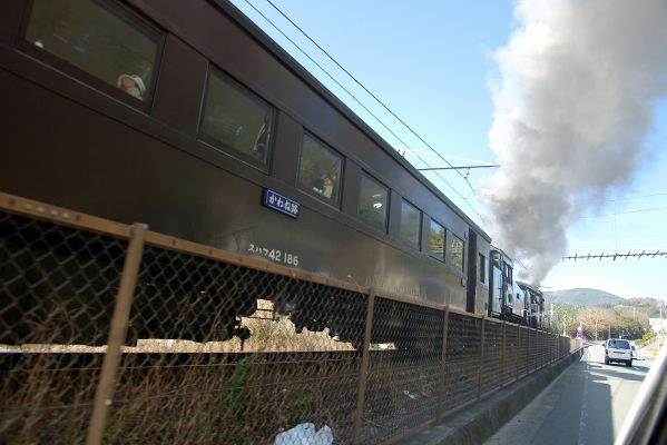 クリックでフルサイズのイメージを表示する