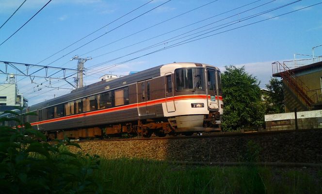 クリックでフルサイズのイメージを表示する