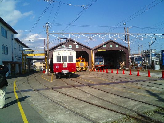 クリックでフルサイズのイメージを表示する
