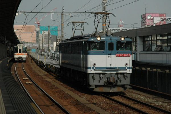 クリックでフルサイズのイメージを表示する
