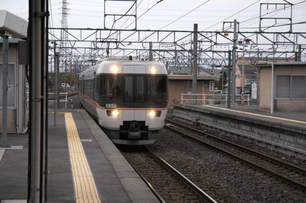 クリックでフルサイズのイメージを表示する